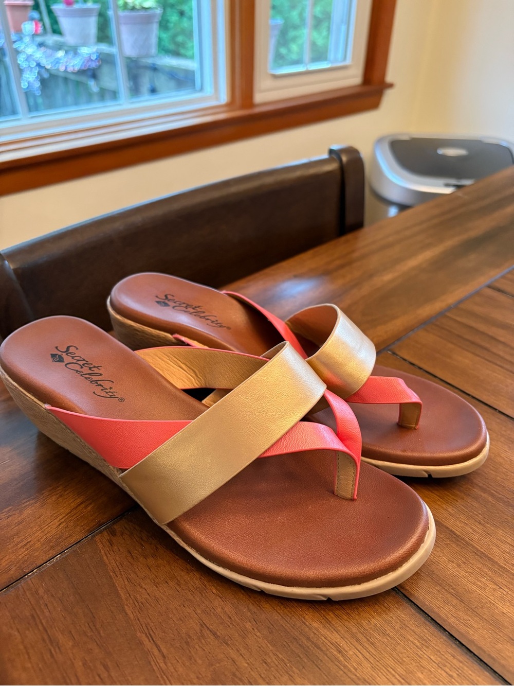 Secret Celebrity Eclipse Gold and Coral Crisscross Wedge Sandals Size 7.5